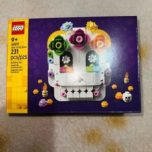 LEGO Altar of the Dead Set - # 40811 - Brand New, SEALED